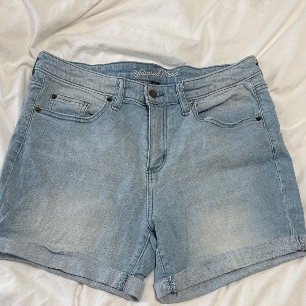 Universal Thread Women's Light Blue Denim Shorts